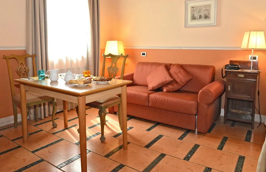 Hotel Ponte di Rialto-1